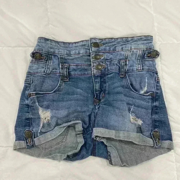 High waisted shorts - Picture 1 of 2